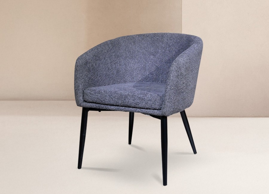 Silla Handel color gris oscuro con patas metálicas
